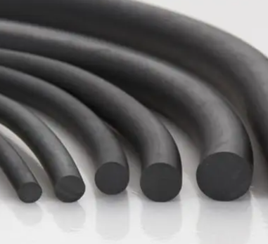 N3330GRN |NBR生胶 | 耐油| 中高ACN含量，低门尼粘度，加工性好，适合高硬度、少油配方，流动性好。